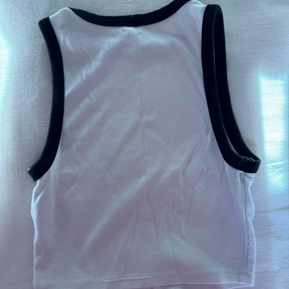 Garage black and white tank top - Picture 3 of 3
